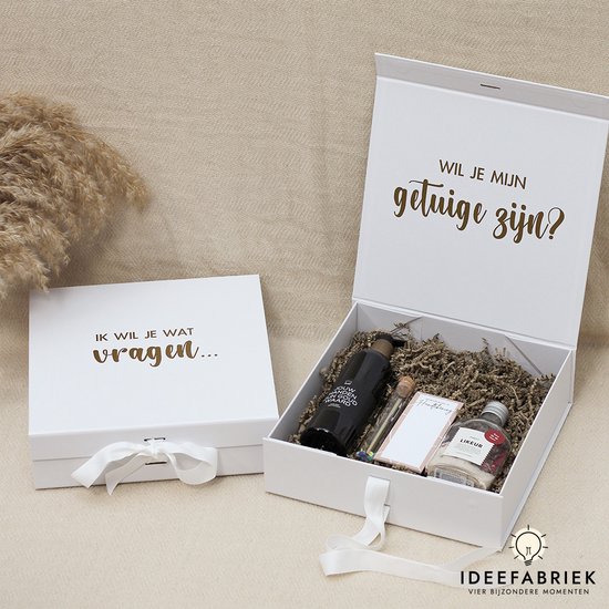 Idea Factory - Coffret cadeau rempli - Des témoins demandent en mariage - « Veux-tu être mon témoin ? » - Coffret cadeau blanc - 28,5 x 29 x 8,7 cm