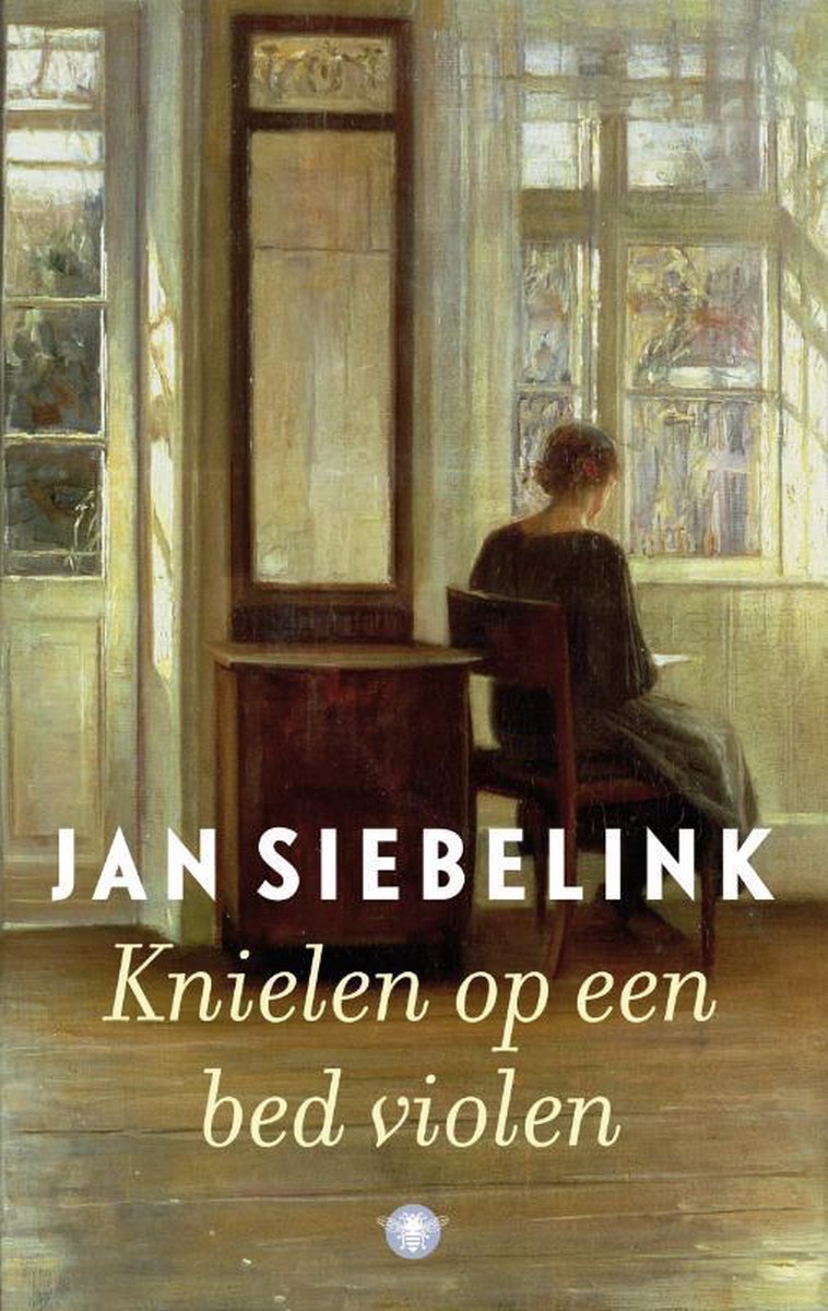 Knielen op een bed violen