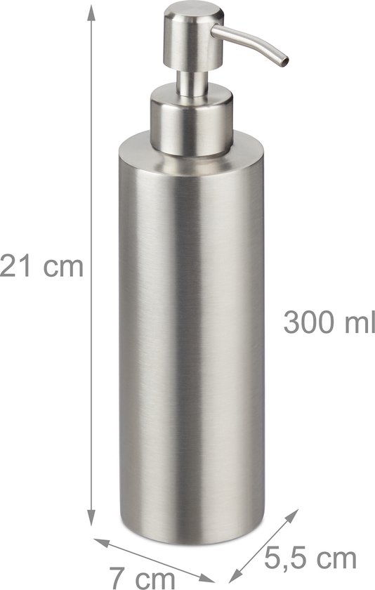 Zilverkleurig RVS zeepdispenser, 21 cm hoog, 7 cm breed, 5,5 cm doorsnee en 300 ml inhoud.