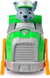 Voorzijde groene Paw Patrol vuilniswagen met Rocky speelfiguur.
