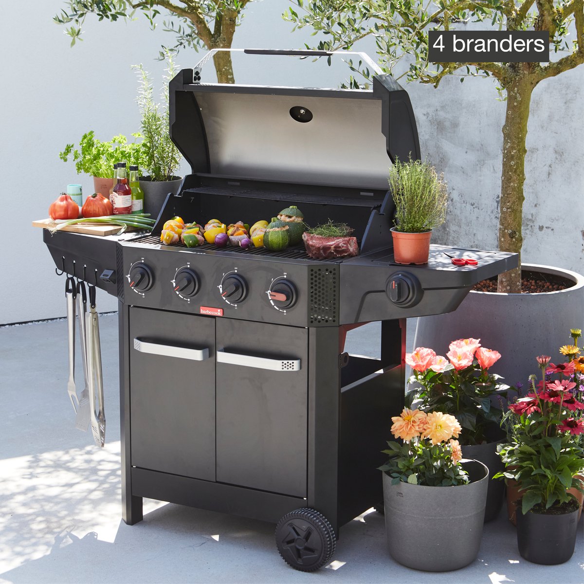 Barbecook Luca 412 - Gas Barbecue, Cabinet, Side Burner - Black