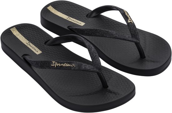 Zwarte Ipanema slippers met glitterbandjes en gouden logo.