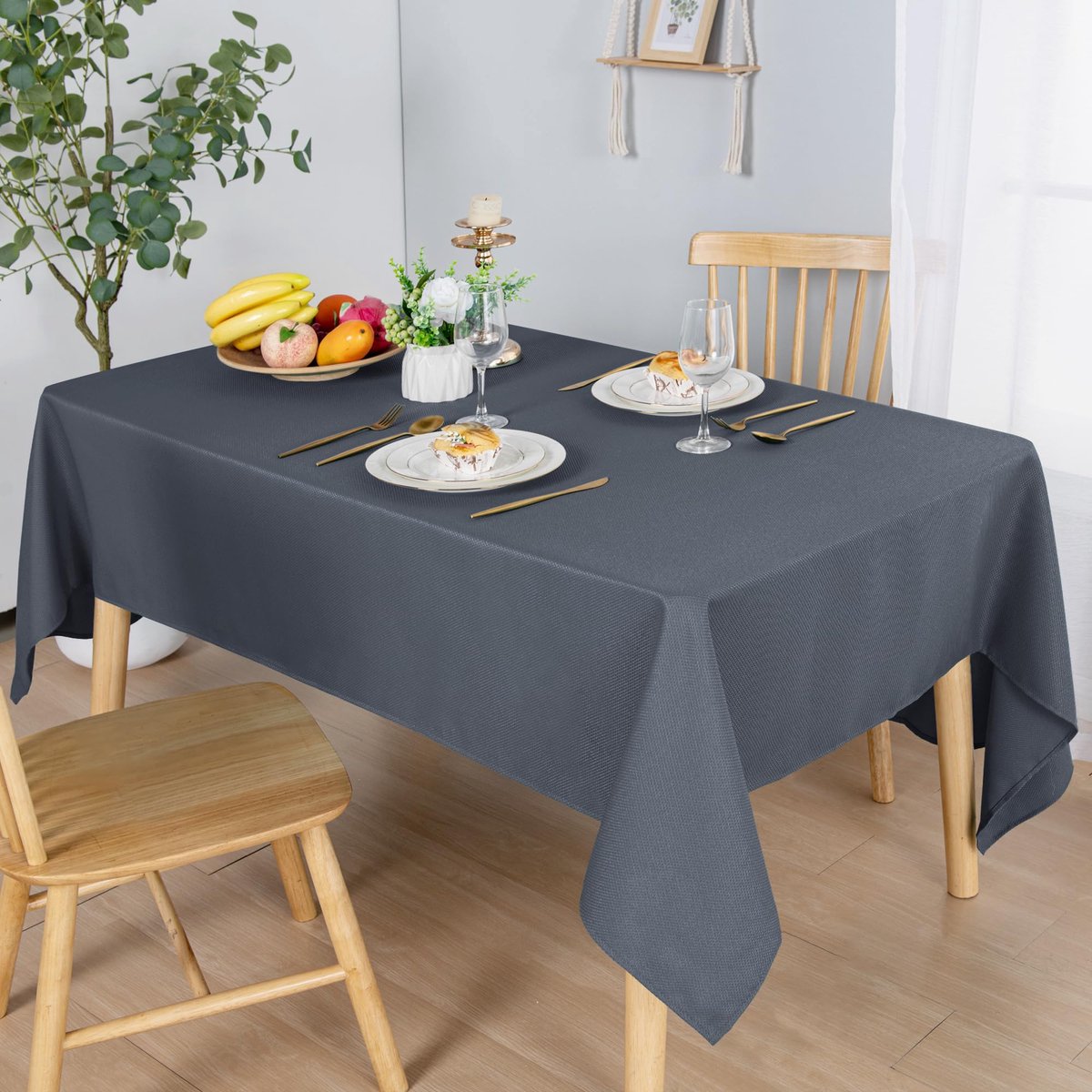 My Ninki ® Stijlvol en Praktisch Rechthoekig Tafelkleed voor Binnen en Buiten, Water- en Kreukbestendig, 140 x 240 cm, Grijs