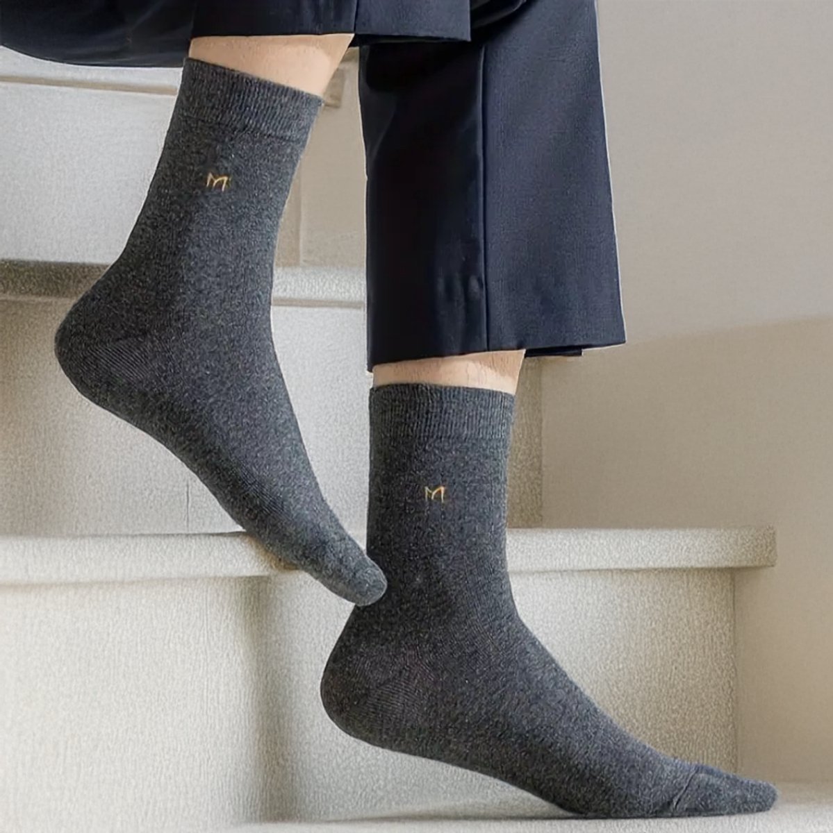 Dutchers® 10 Paar Heren Sokken 46 Katoen Meerdere kleuren Business Sokken Perfect voor werkgelegenheden of buitenactiviteiten Zacht & comfortabel Ademend Wordt geleverd zonder doos Multicolor