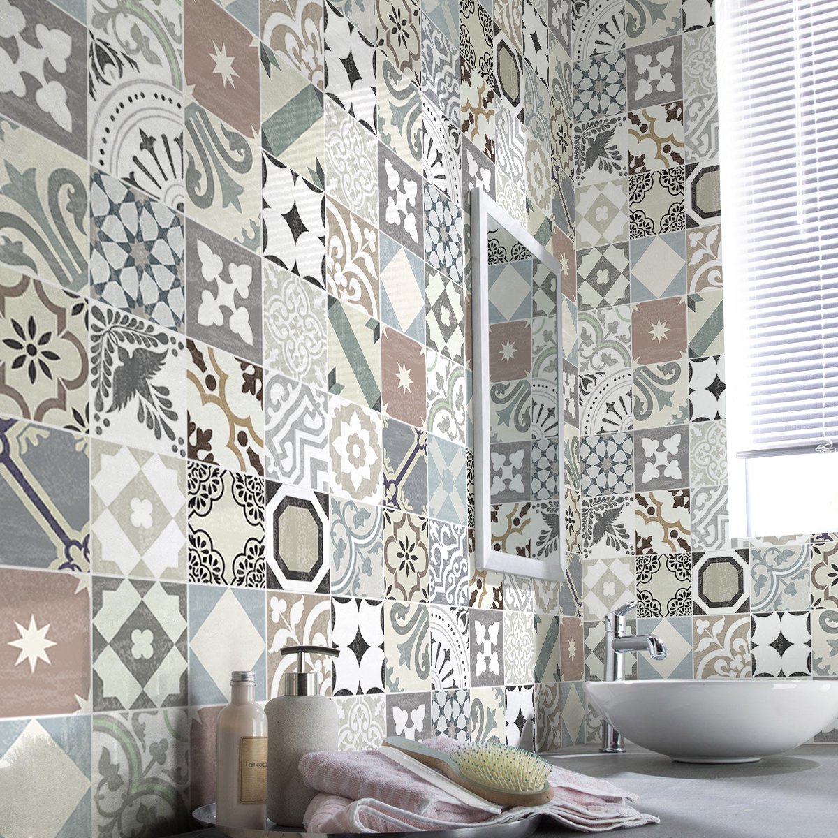 Ambiance Sticker Zelfklevende tegelmuurstickers voor keuken en badkamer - 60 authentieke Tosino cementtegelstickers - 60 stickers 20x20cm Multi color