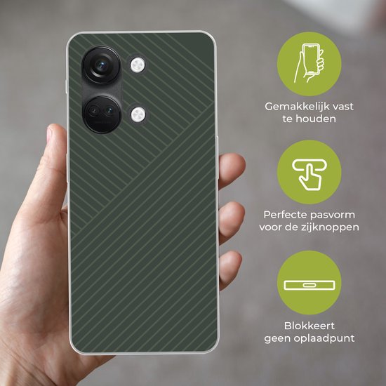 Groen hoesje met abstracte lijnenpatroon, gedragen door een hand.