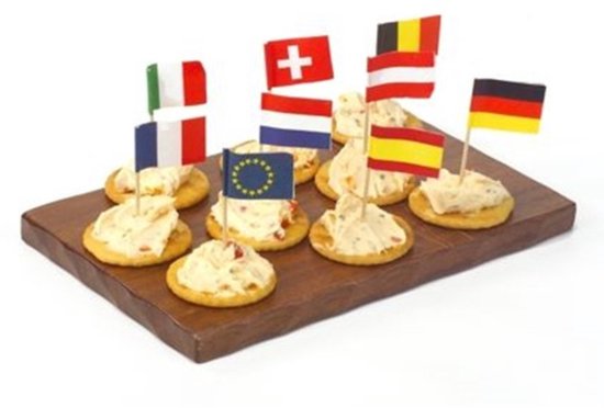 10 Papieren zwaai vlaggen 20 x 30 centimter Italië 10 Papieren zwaai vlaggen 20 x 30 centimter Italië