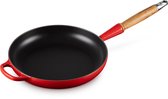 Bol.com Le Creuset Koekenpan Signature - Kersenrood - Ø 28 cm - Geëmailleerde Anti-aanbaklaag - Geschikt voor Alle Warmtebronnen... aanbieding