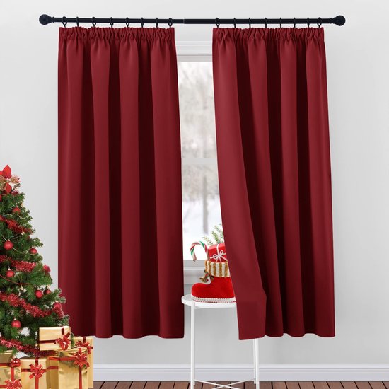Heimtexland ® Type 139, set van 2 verduisterende gordijnen met plooiband, ondoorzichtige, thermische verduisterende gordijnen, warmte- en koudebescherming, (h x b) 175 x 135 cm, in groen