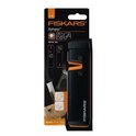 Verpakking van de Fiskars Xsharp bijlslijper en messenslijper.