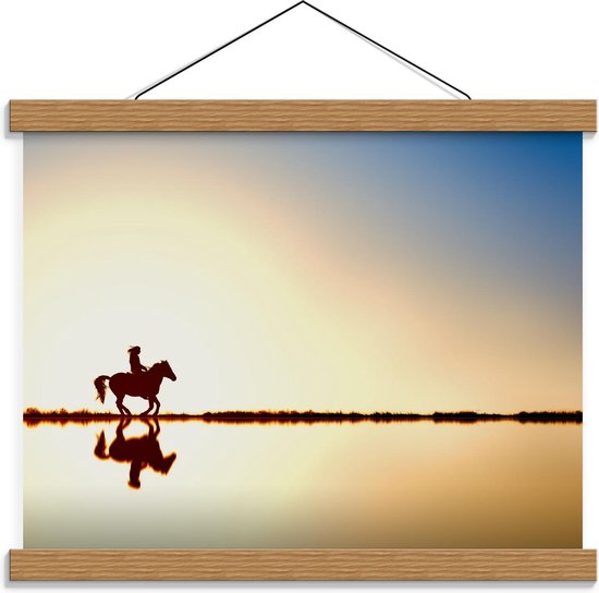Schoolplaat – Paard en Ruiter aan Strand silhouet - 40x30cm Foto op Textielposter (Wanddecoratie op Schoolplaat)