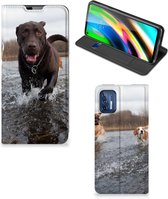 Standcase Hoesje Motorola Moto G9 Plus Smart Cover Honden Labrador
