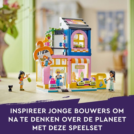 Magasin de vêtements vintage LEGO Friends avec figurines, inspiré de la mode et du recyclage.