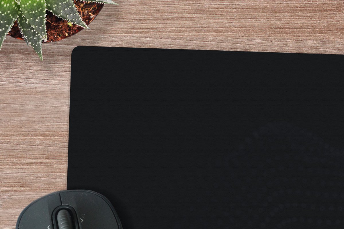 Muismat 90x60 cm - Bureaumat zwart - Computer en desktop accessoires - Kantoor artikelen - Muis en bureau mat onderlegger - Zwarte bureaulegger xl - Mousepad xxl - Kantoorartikelen decoratie - Muismatten office desk - Thuis werkplek