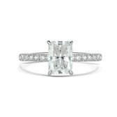 Astra - 18k Witgouden Radiant Moissanite Ring met Pavé Zijstenen & Hidden Halo - 1.8 karaat