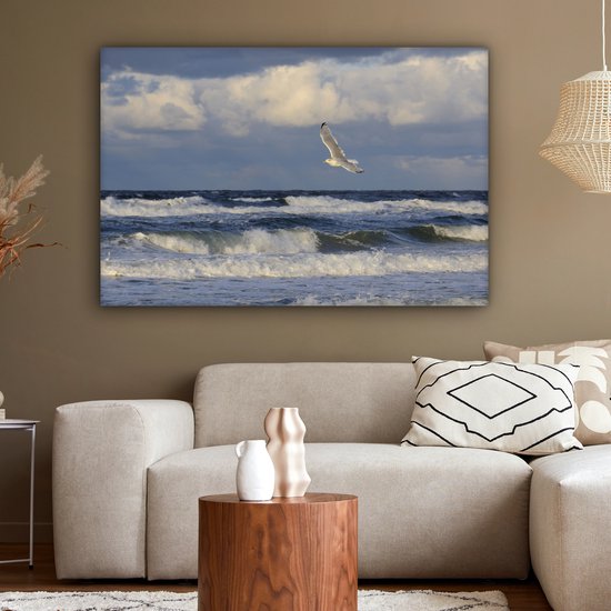 Seagull over the Baltic Sea canvas 120x80 cm - Tirage photo sur toile (Décoration murale salon / chambre) / Mer et plage