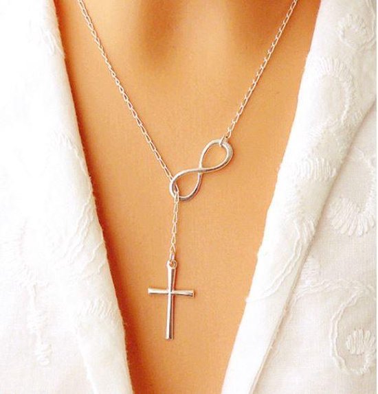 ketting Kruisje Infinity - met sieradendoosje