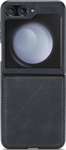 Hoesje geschikt voor Samsung Galaxy Z Flip 5 - Back Case Leer Slimline Zwart