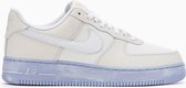 Sneakers Nike Air Force 1 '07 LV8 EMB "Summit White" - Maat 39