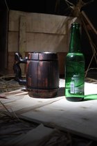 Handgemaakte houten bierpul met roestvrijstalen beker van 530 ml | geweldige houten biercadeau-ideeën voor mannen | Vintage baraccessoires - Barrel Brown Klassiek ontwerp...