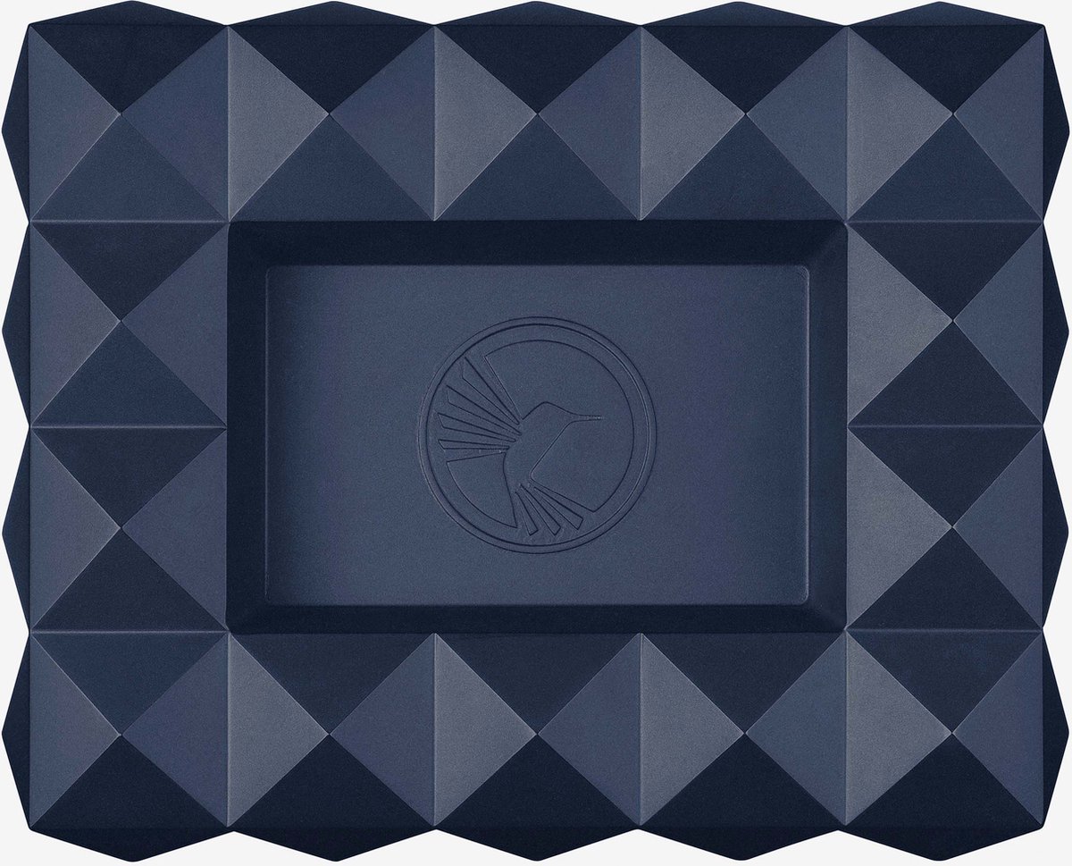 Goedkoopste Colibri Quasar Ashtray - Premium Coating - Unibody Metal Alloy Cast - Unique And Visually Stunning Accessory - Beautifull Gift Box Included - Striking Centerpiece For Lounge Or Den