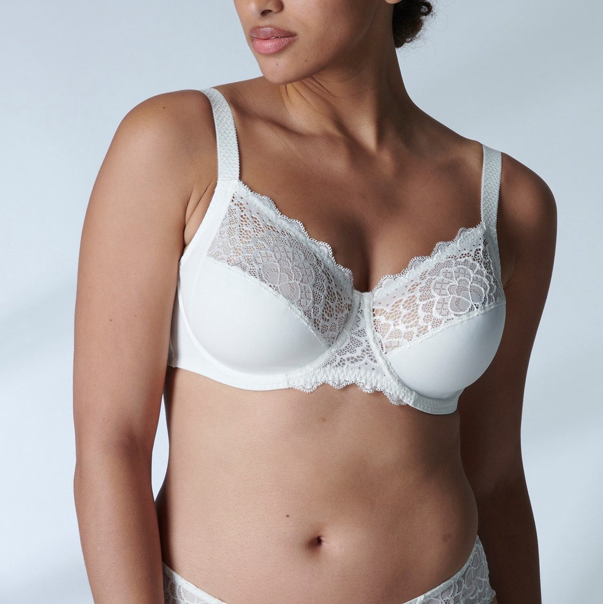 Simone Pérèle – Caresse – BH Beugel – 12A320 - Naturel - D80/95