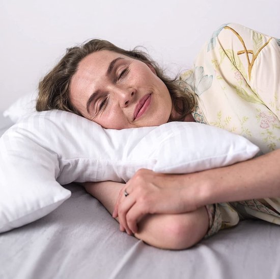 SilkRest | Anti-rimpel kussen van traagschuim - Comfort met gel voor g SilkRest | Anti-rimpel kussen van traagschuim - Comfort met gel voor g