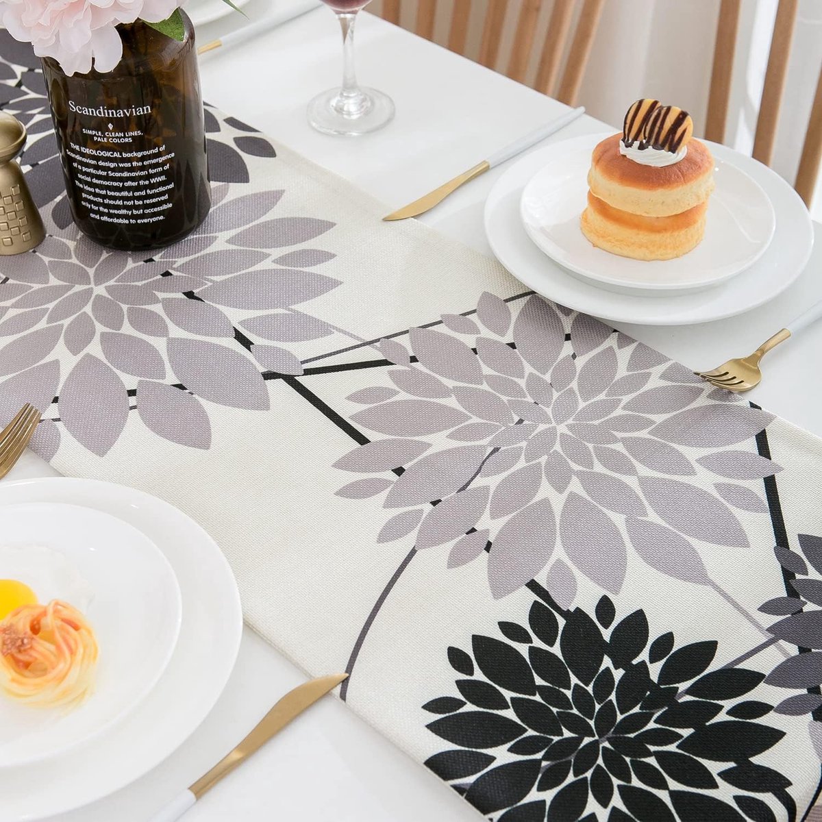 Chemin De Table Dahlia Gris Vorysum - 33x183cm Imperméable - Décoration Mariage/Anniversaire