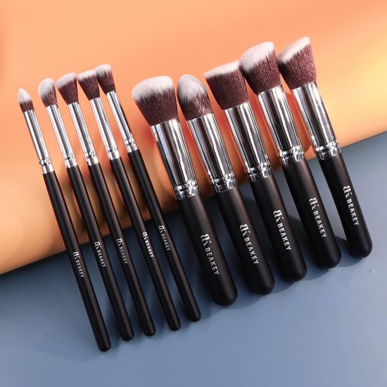 BEAKEY Makeup Brush Set Premium Syntheti