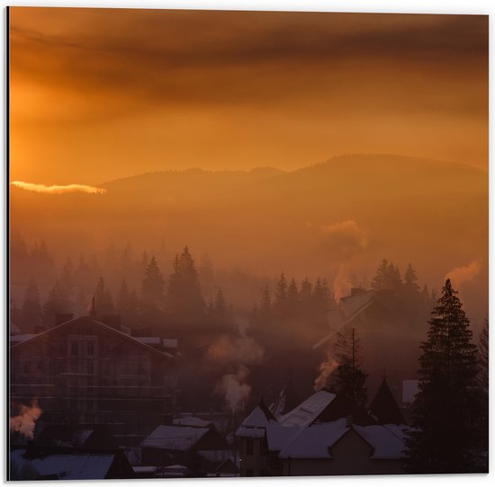 Dibond - Huizen - Zonsondergang - Sneeuw - Winter - 50x50 cm Foto op Aluminium (Met Ophangsysteem)