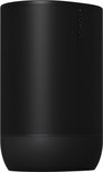 Zwarte Sonos Move speaker, licht schuin van voren gezien.