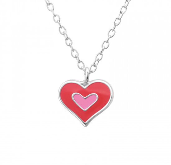 Zilveren ketting met een dubbel hart-hanger, met een rode buitenrand en een roze binnenhart.