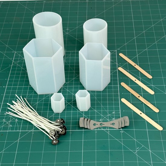 Lot De 3 Moules à Bougies Silicone - Forme Cylindrique - 3 Tailles Différentes - Pour DIY Bougies Et Résine