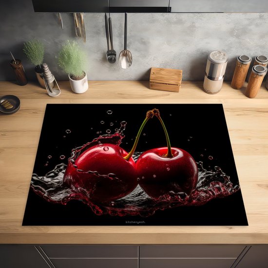 KitchenYeah® Inductie beschermer 80x55 cm - Kersen - Fruit - Water - Kookplaataccessoires - Afdekplaat voor kookplaat - Inductieplaat mat - Afdekmat voor inductiekookplaat - Keuken decoratie