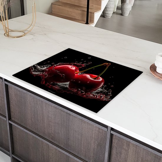 KitchenYeah® Inductie beschermer 80x55 cm - Kersen - Fruit - Water - Kookplaataccessoires - Afdekplaat voor kookplaat - Inductieplaat mat - Afdekmat voor inductiekookplaat - Keuken decoratie