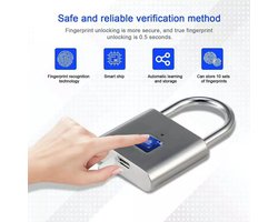 Metalen hangslot met vingerafdruk scanner zilver- - Stalen smart slot - Oplaadbaar - Batterij gaat wel 1 jaar mee! IP65 Waterdicht - Waterproof - Anti-Diefstal - Roestvrij staal RVS - Micro USB ingang - Deurslot