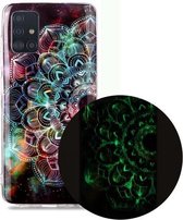 Voor Samsung Galaxy A71 Lichtgevende TPU zachte beschermhoes (Mandala Flower)