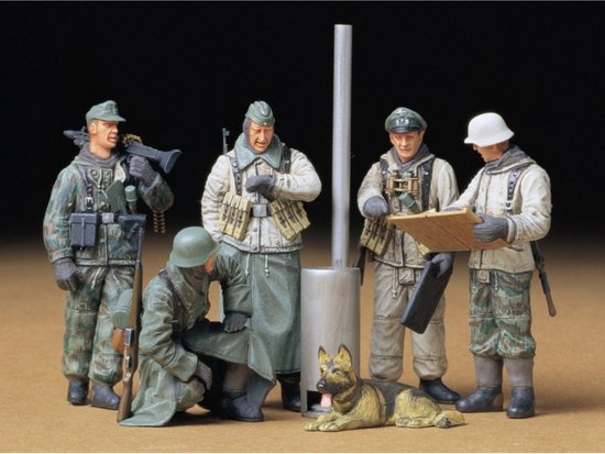 Foto: 1 35 tamiya 35212 fig set german soldiers field briefing 5 figures plastic modelbouwpakket