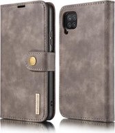Voor Samsung Galaxy A12 DG.MING Crazy Horse Texture Flip afneembare magnetische lederen tas met houder & kaartsleuven en portemonnee (grijs)