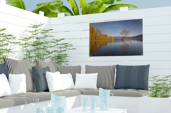 Arbres reflétant dans le lac Wanaka en Nouvelle-Zélande Affiche de jardin 60x40 cm - petit - Toile de jardin / Toile d'extérieur / Peintures pour l'extérieur (décoration de jardin)