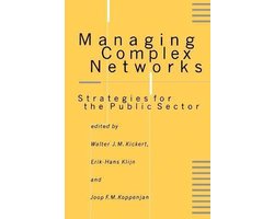 Omslag van Managing Complex Networks