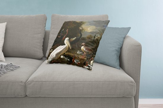 Coussin d'intérieur Melchior d'Hondecoeter - Un pélican et autre volaille près d'un bassin d'eau - Peinture de Melchior d'Hondecoeter - 60x60 cm - coussin intérieur carré en coton