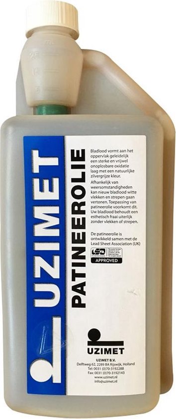 Grijze kunststof fles met witte dop, met daarop een etiket met Uzimet patineerolie.