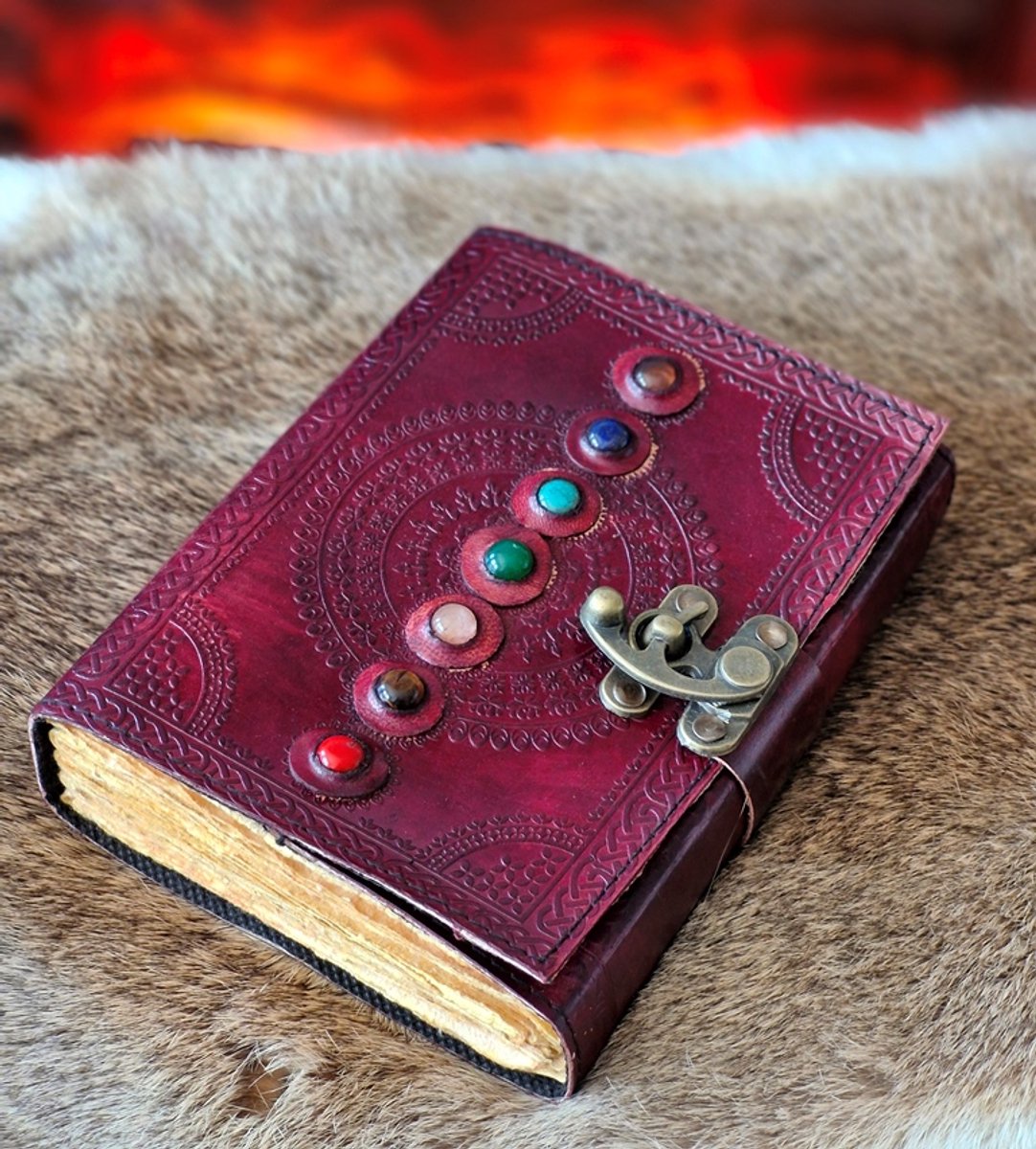 Something Different - Zeven Chakra's Leren dagboek - Notitieboek Seven Chakras - Echt Leer - 17,8cm x 13cm x 4cm