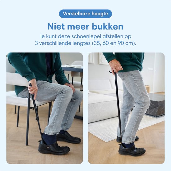 Man gebruikt verstelbare schoenlepel zittend en staand om schoenen aan te trekken.