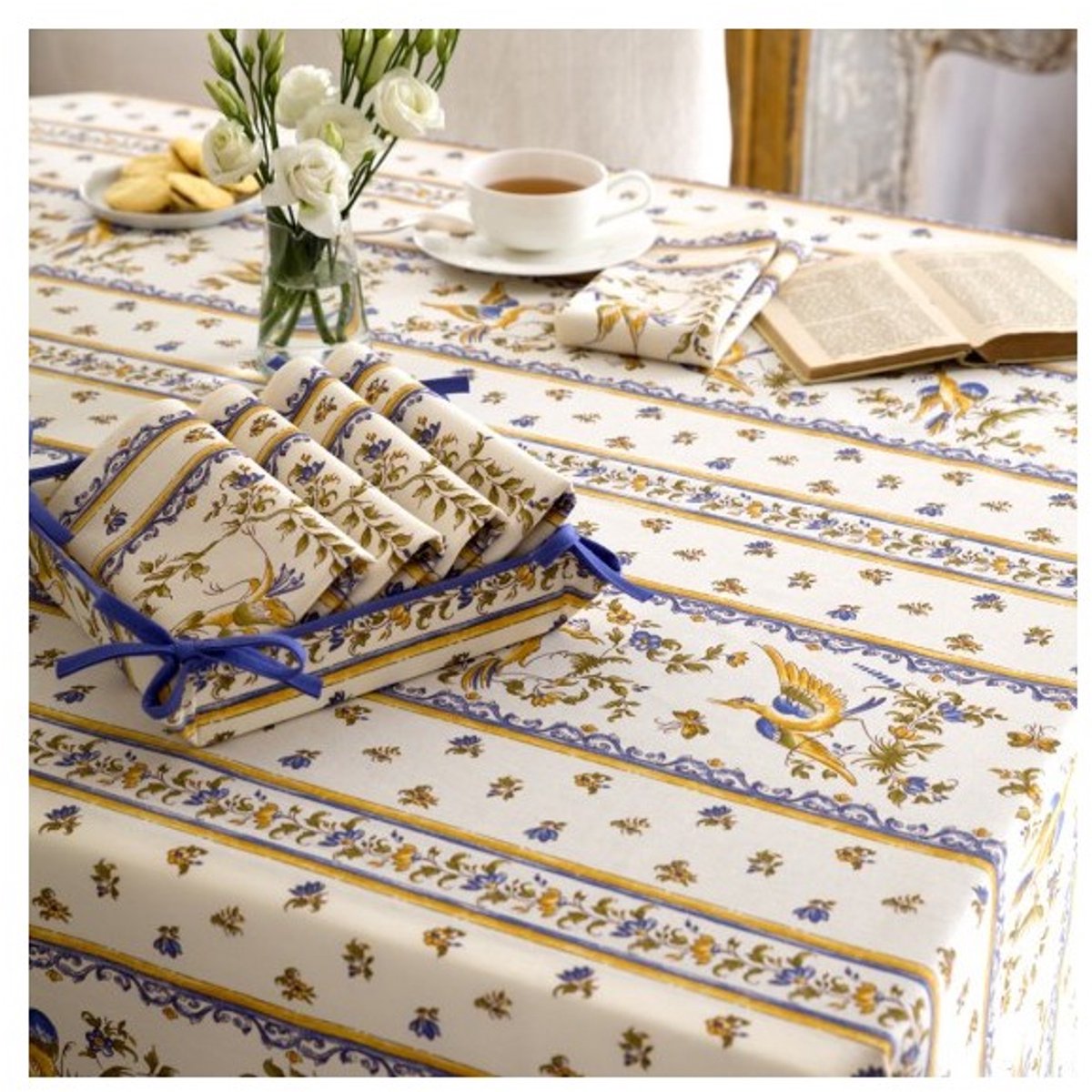 Moustier Blauw Vlekbestendig Rechthoekig Provençaals Tafelkleed 100% Polyester