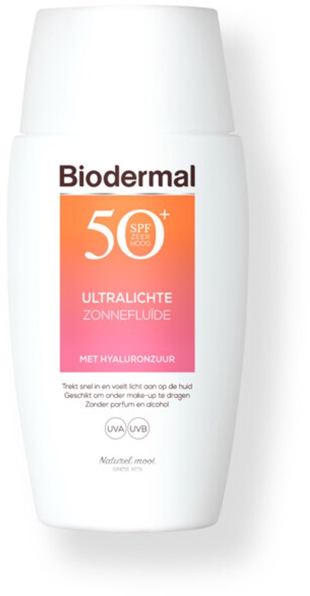 Biodermal Ultralichte Zonnefluïde SPF 50+ met hyaluronzuur, trekt snel in en voelt licht aan.