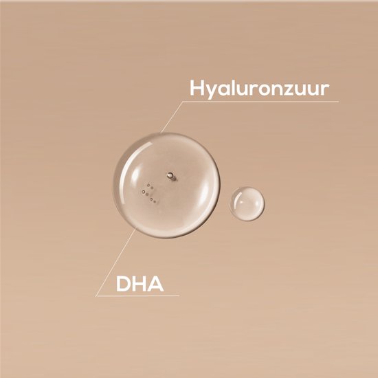Druppels met hyaluronzuur en DHA voor de Biodermal zelfbruiner.