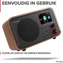 DAB radio met houten behuizing, zwart front met luidspreker, display en bedieningsknoppen. Tekst 'EENVOUDIG IN GEBRUIK'.