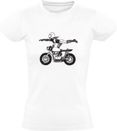 Supervrouw op motor Dames T-shirt - superheld - bike - stunt - film - movie